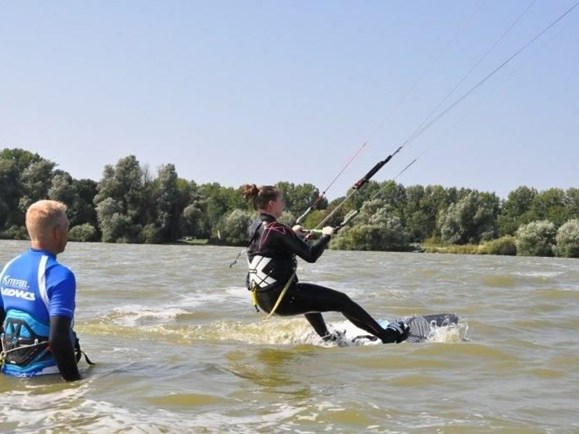 Kitesurfen bij kitesurfschool Kitefeel