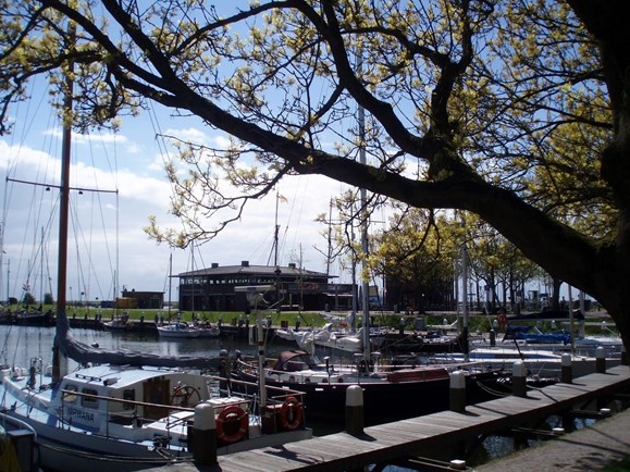 Uitzicht op Haven en VVV Enkhuizen