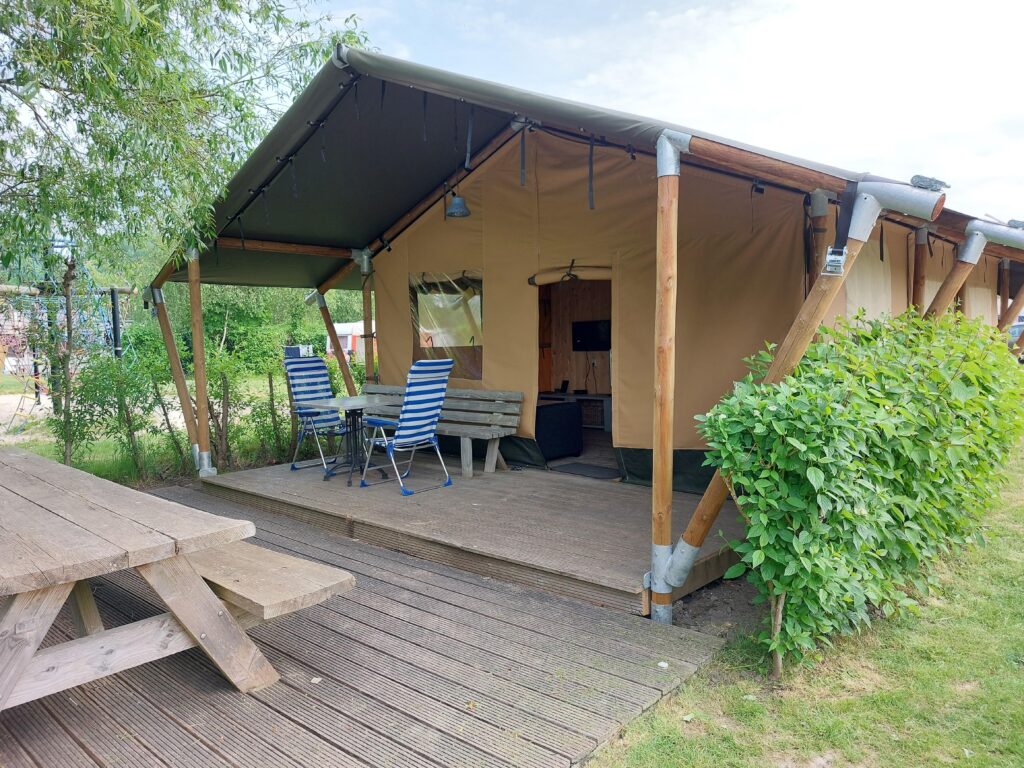 Safaritent camping De Gouwe Stek