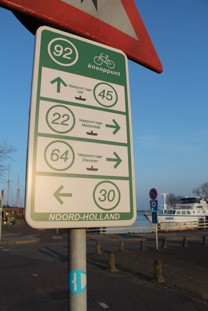 Knooppunten paaltje